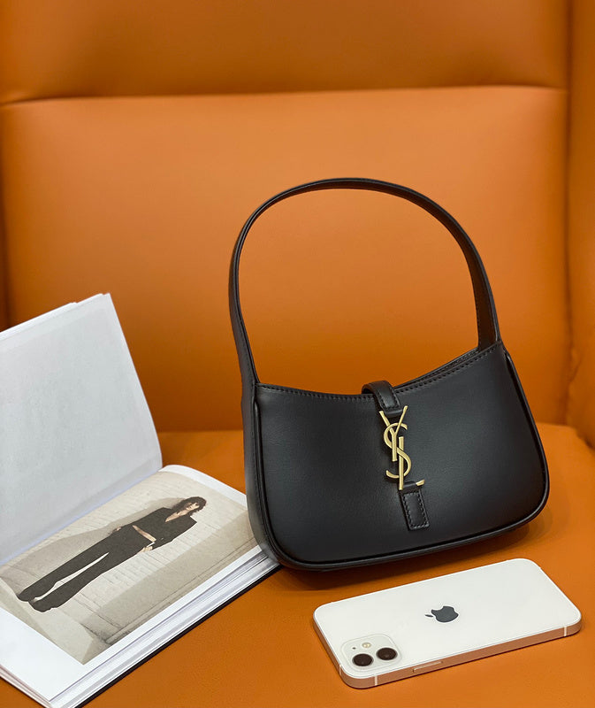 Amelia - YSL Bag - 1991