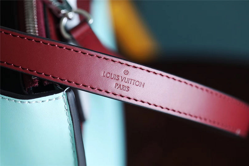 Fan Fashion Lu-Vi bags - 8033