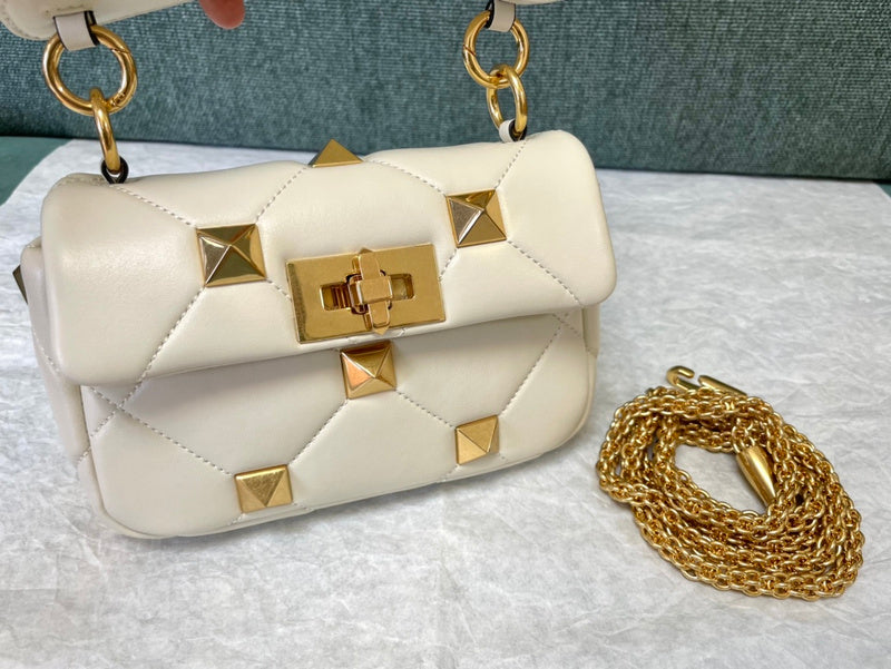 Amelia's Bag Gallery - VEL Bags - 550