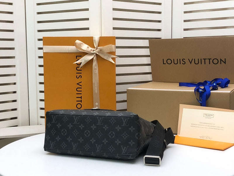 Fan Fashion Lu-Vi bags - 17648