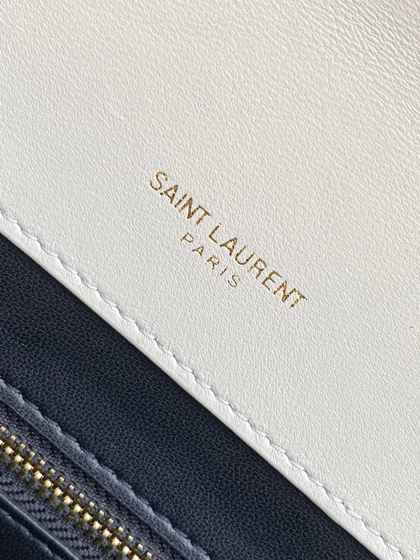 Amelia - YSL Bag - 4155