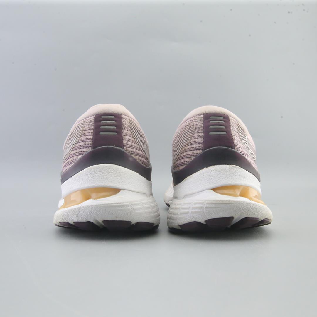 ASICS GEL-KAYANO 28