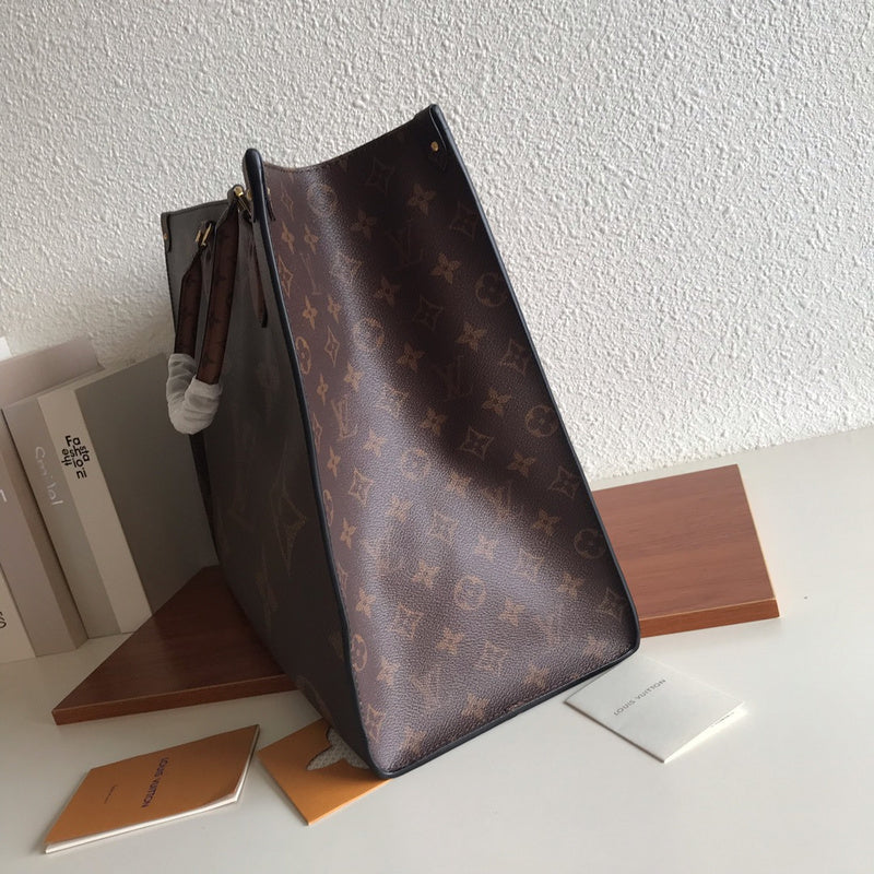 Fan Fashion Lu-Vi bags - 17384
