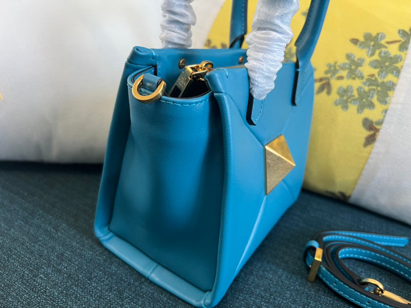 VAL LUXURY BAGS - FOR FASHION LOVERS  AFFORDABLE LUXURY BAGS- 1609