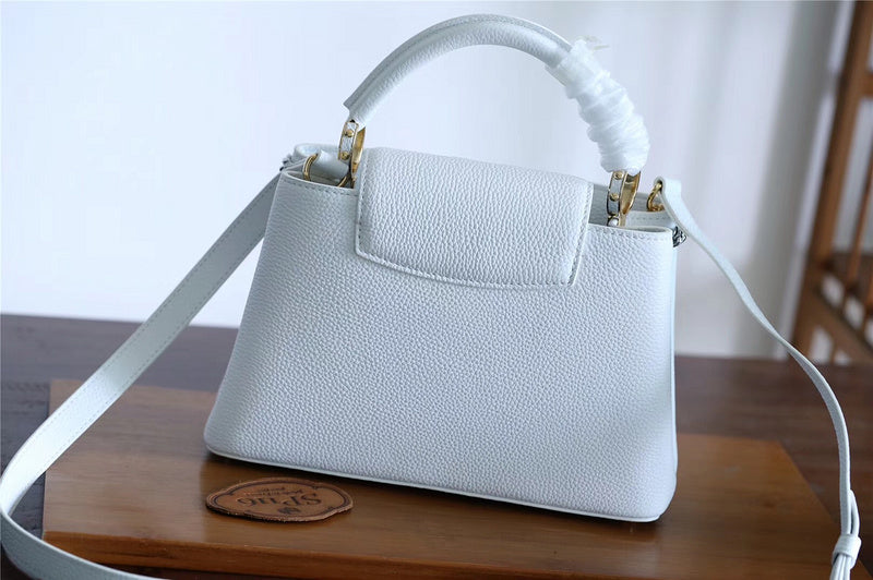Fan Fashion Lu-Vi bags - 8387
