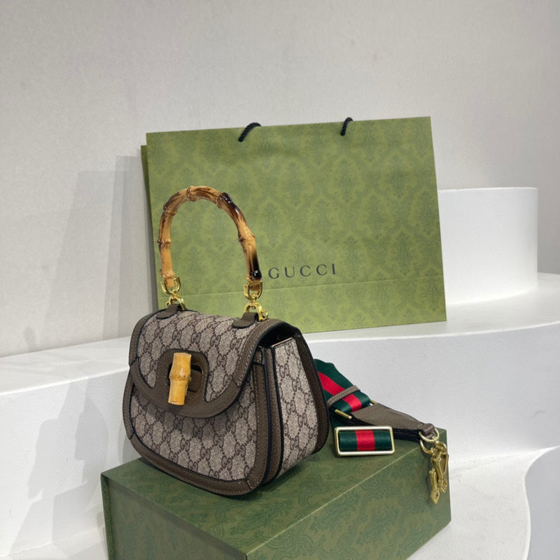 Amelia- GCI Bags - 2007