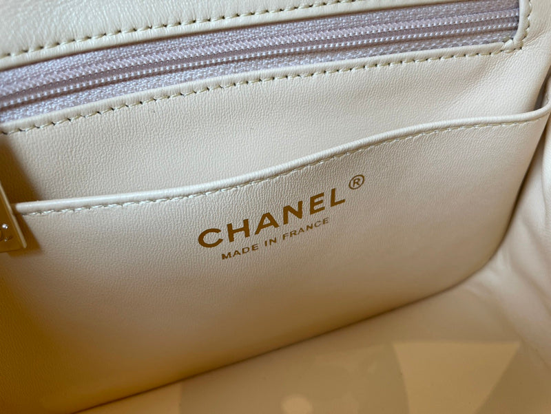 Wellow Bags - Chanel - Bags  - 331