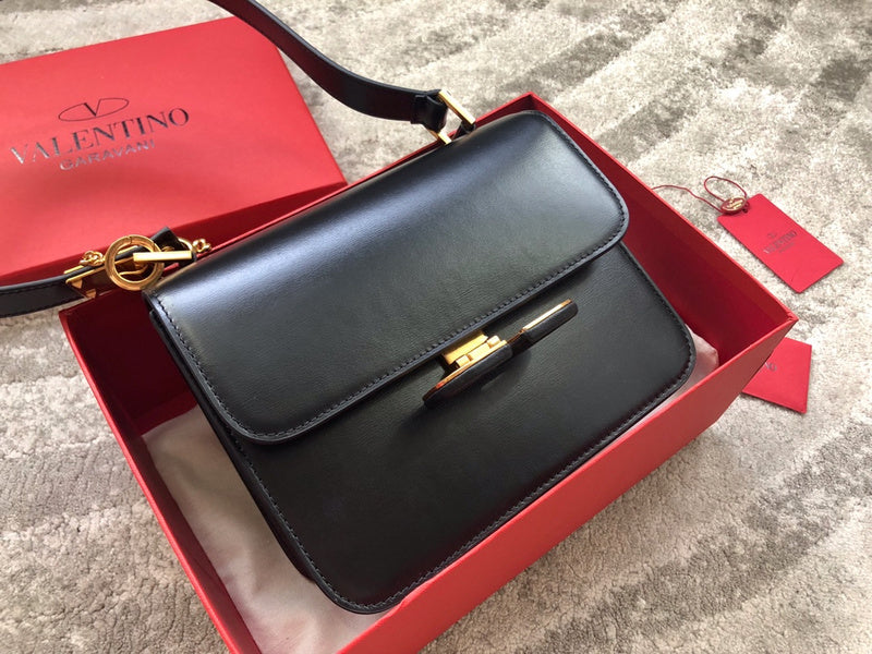 Amelia's Bag Gallery - VEL Bags - 1018
