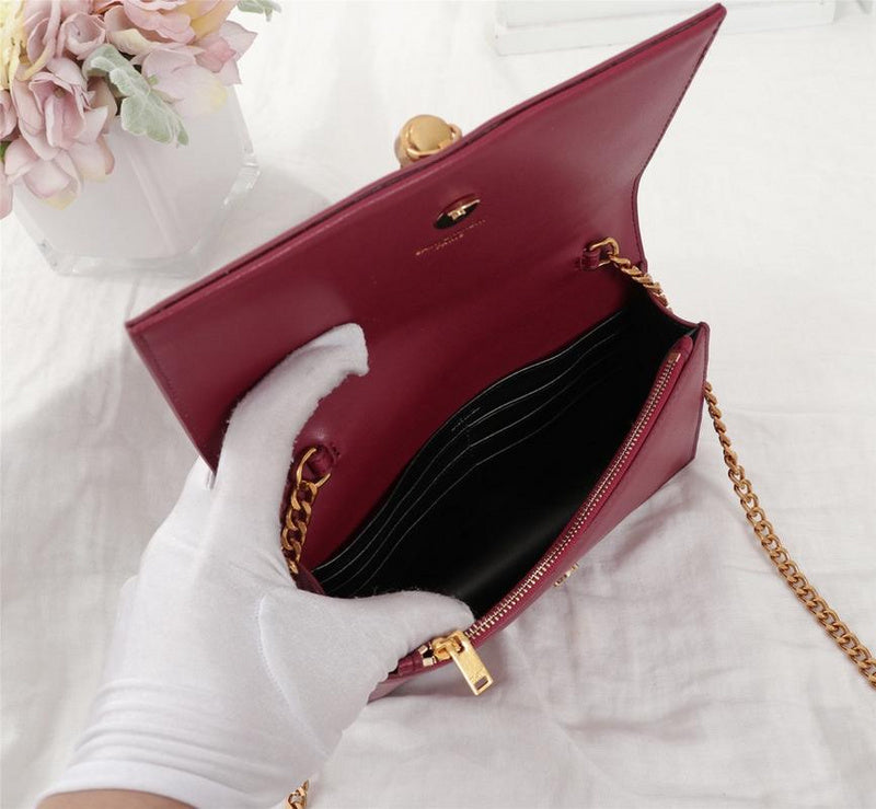 Amelia - YSL Bag - 2627