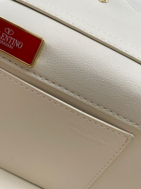Amelia's Bag Gallery - VEL Bags - 158