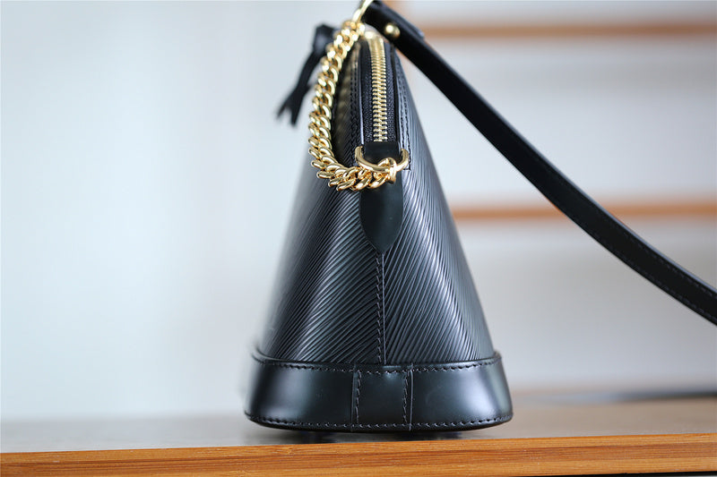 Amelia - LOV Lady Bags - 1943