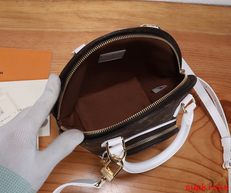 Amelia- Mix Wallets - 468