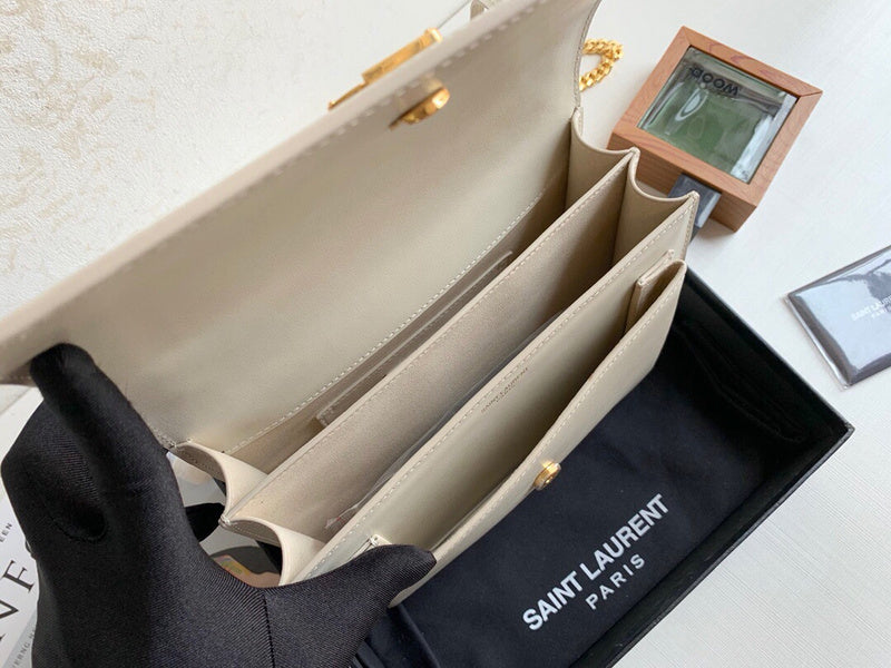 Amelia - YSL Bag - 2031