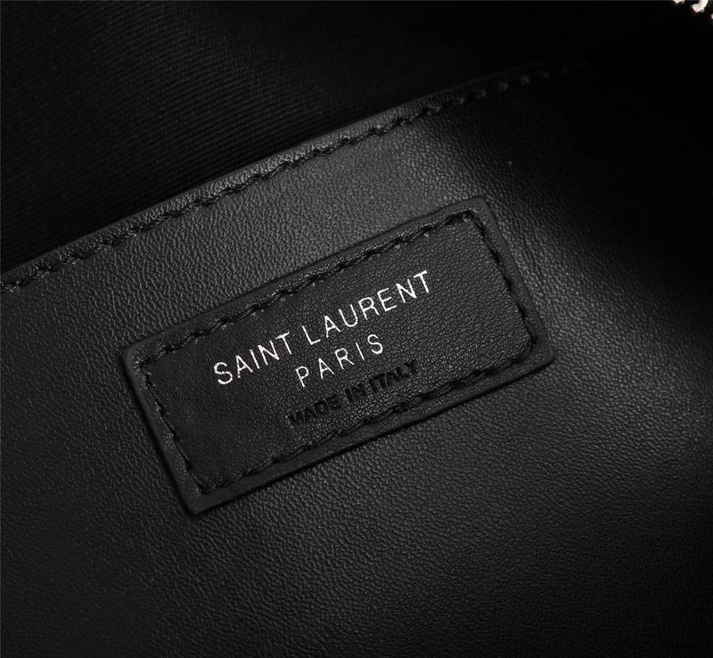 Amelia - YSL Bag - 2884