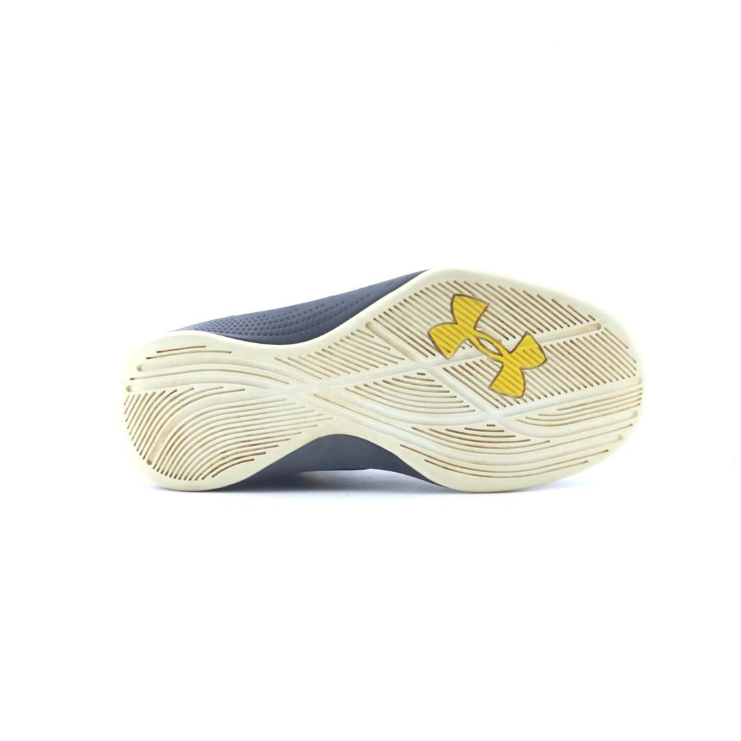 UNDER ARMOUR JET MID