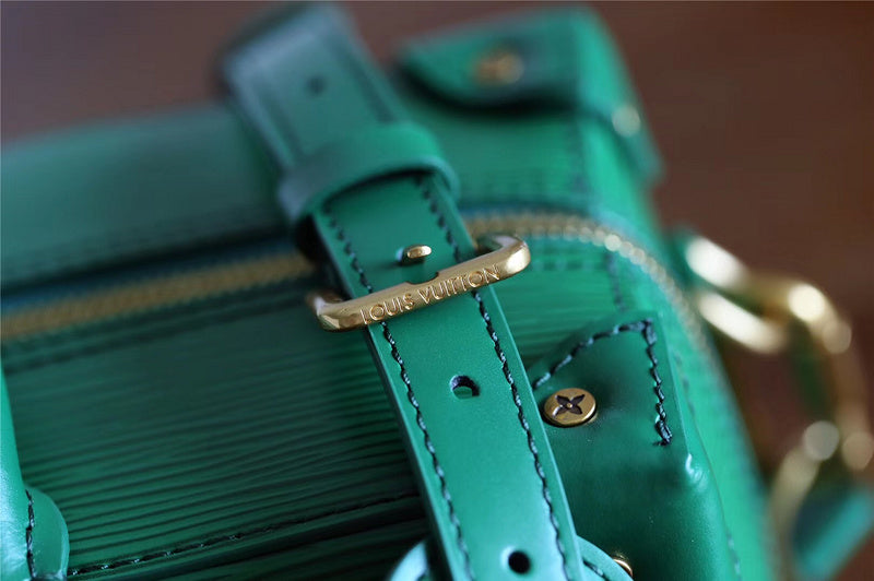 Fan Fashion Lu-Vi bags - 10431