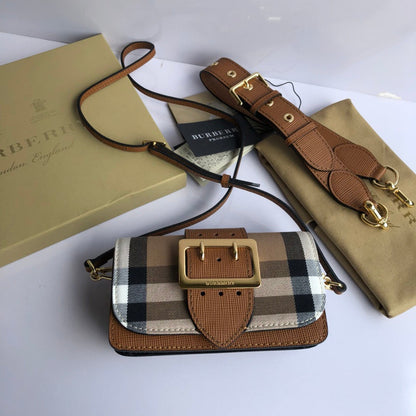 Burberry Bags - Bagsattire   559