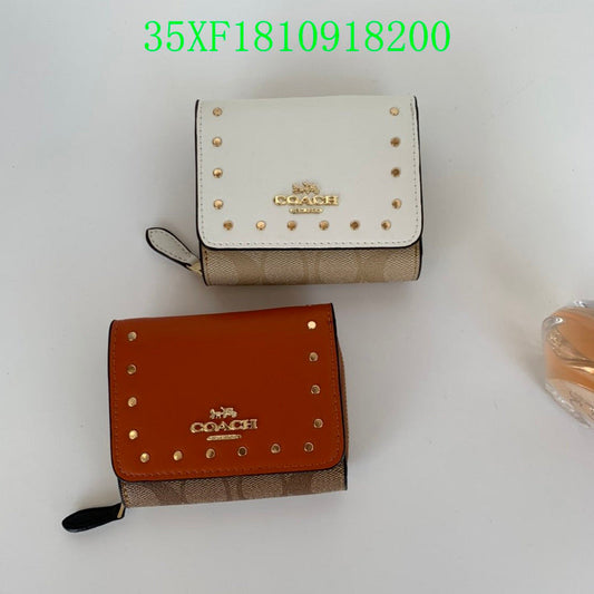 Amelia - CAH Wallet - 079