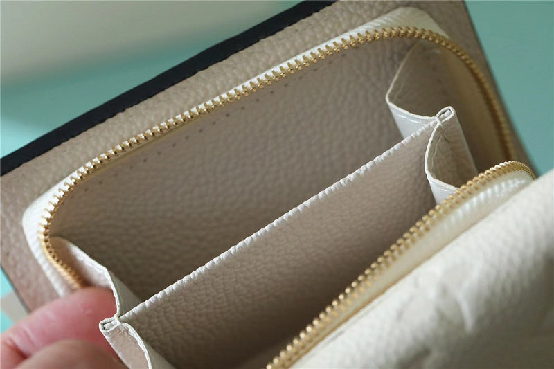 Fan Fashion Lu-Vi bags - 8696