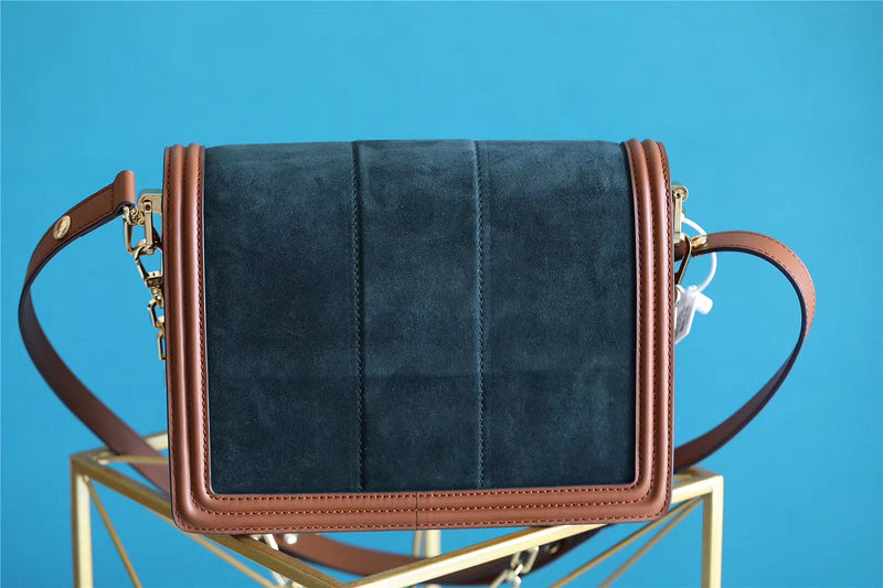 Fan Fashion Lu-Vi bags - 8120