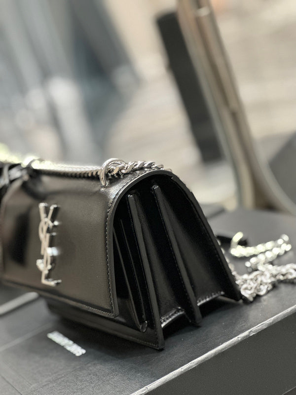 Amelia - YSL Bag - 3971