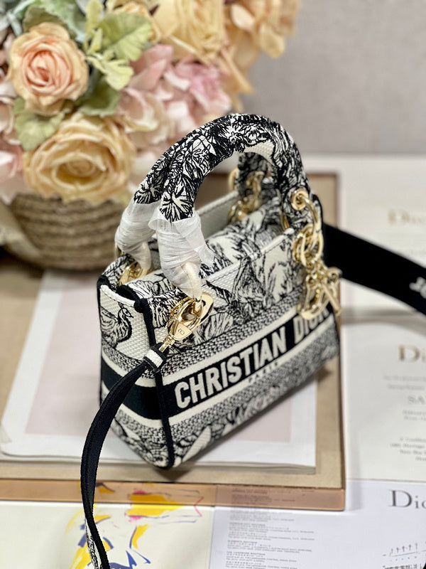 Amelia-LAON - DOR Bags - 078