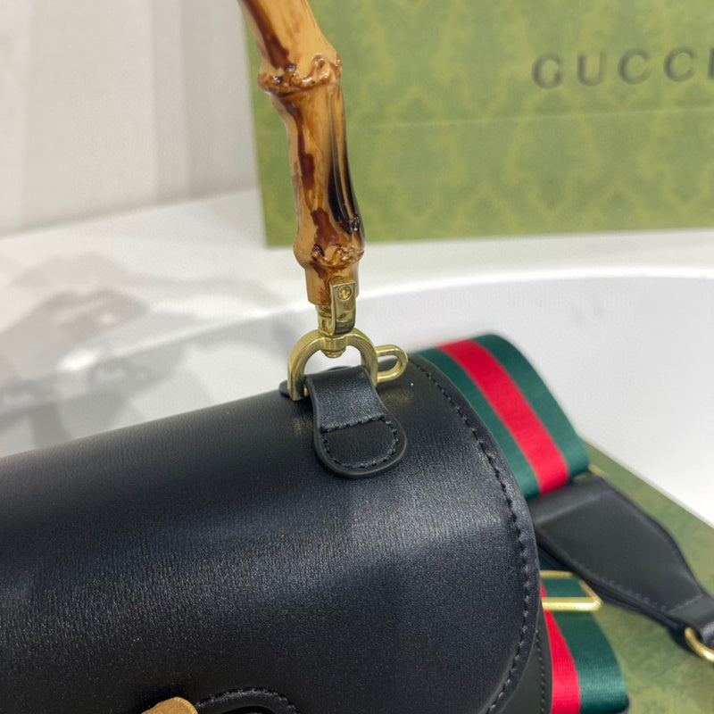 Amelia- GCI Bags - 2007