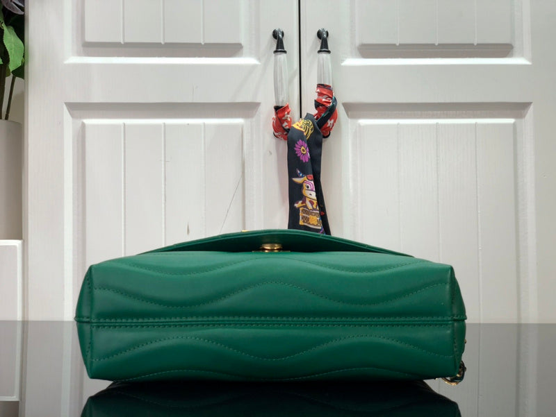 Fan Fashion Lu-Vi bags - 17480