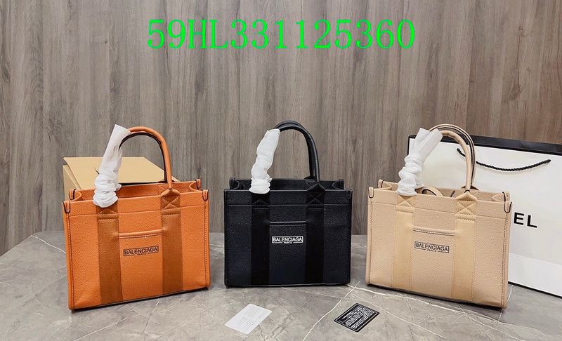 Amelia - BGA Bags - 1976