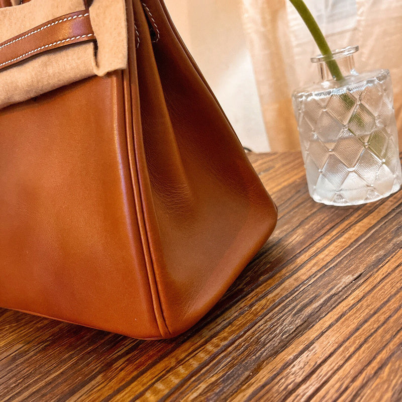 Amelia - HMS Bags - 1750