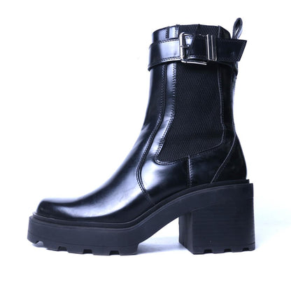 ZARA. .