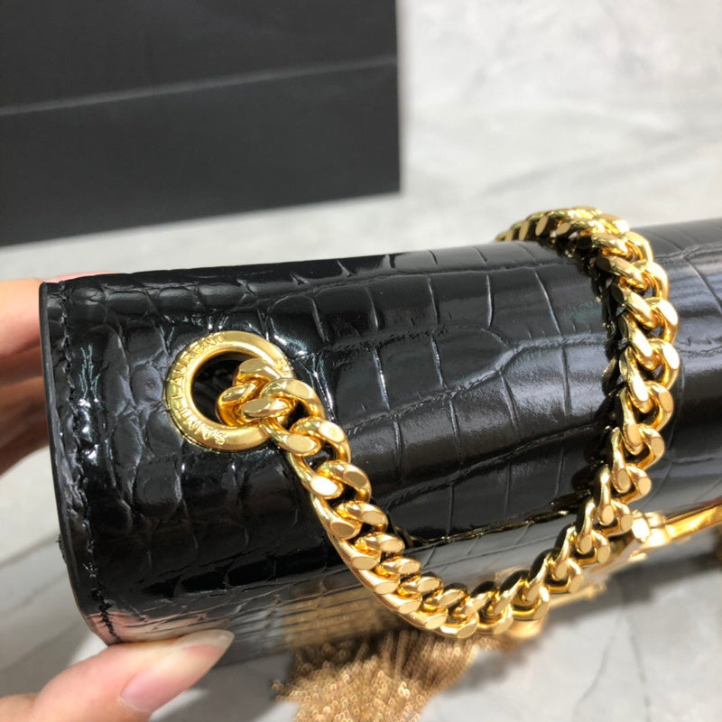 Amelia - YSL Bag - 4032