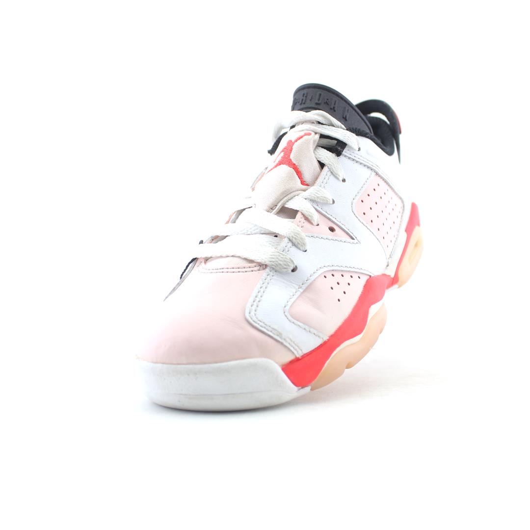 JORDAN AIR RETRO 6 LOW