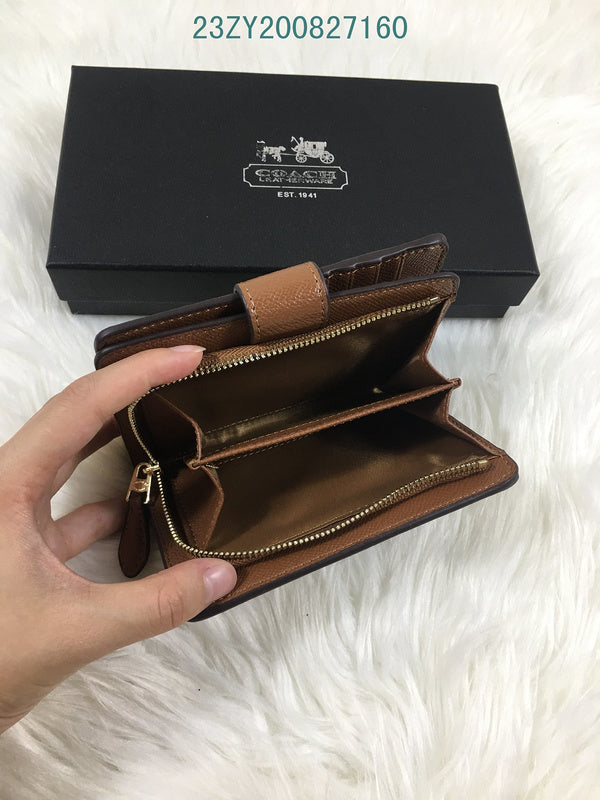 Amelia - CAH Wallet - 142