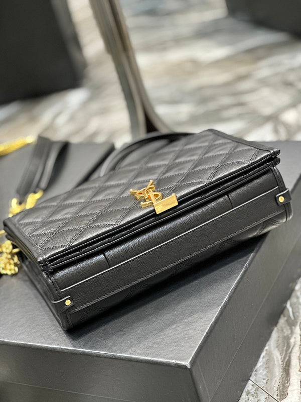 Amelia - YSL Bag - 2469
