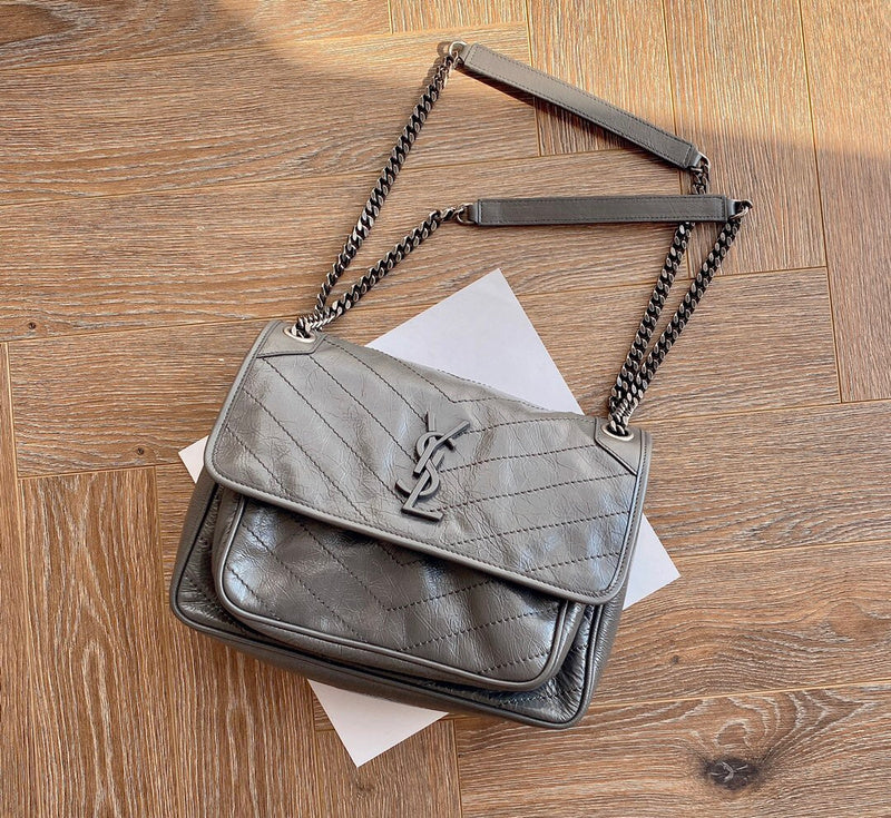 Amelia - YSL Bag - 3731