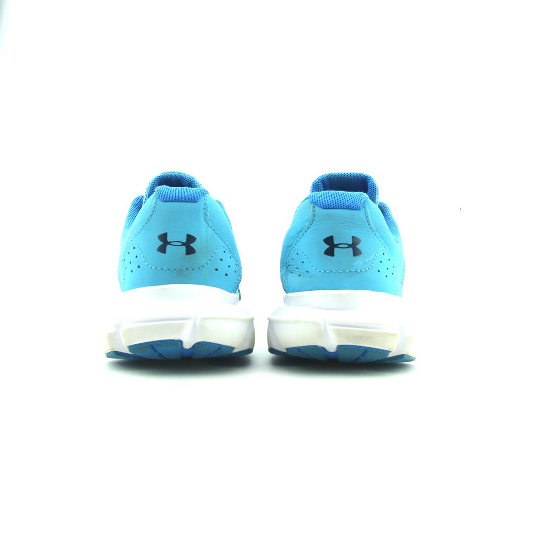 UNDER ARMOUR RAVE 2