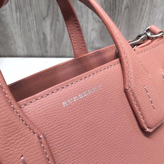 B-Berry - Amelia  The Small Banner Bag PiNike For Women, Bags 10.6in/26Amelia