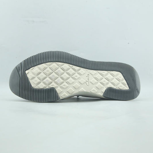 CLARKS DAVIS LOW