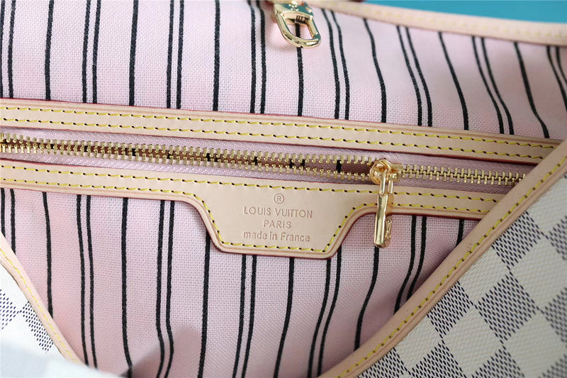 Fan Fashion Lu-Vi bags - 8021