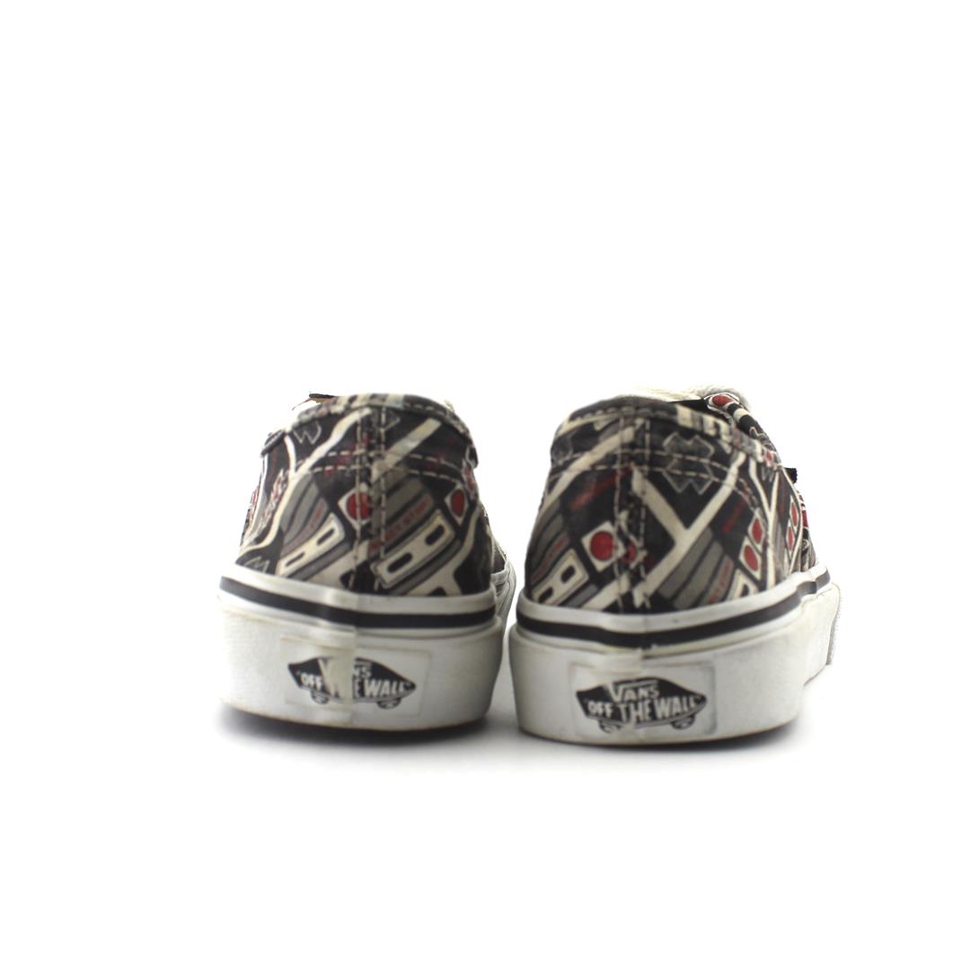 VANS OFF THE WALL