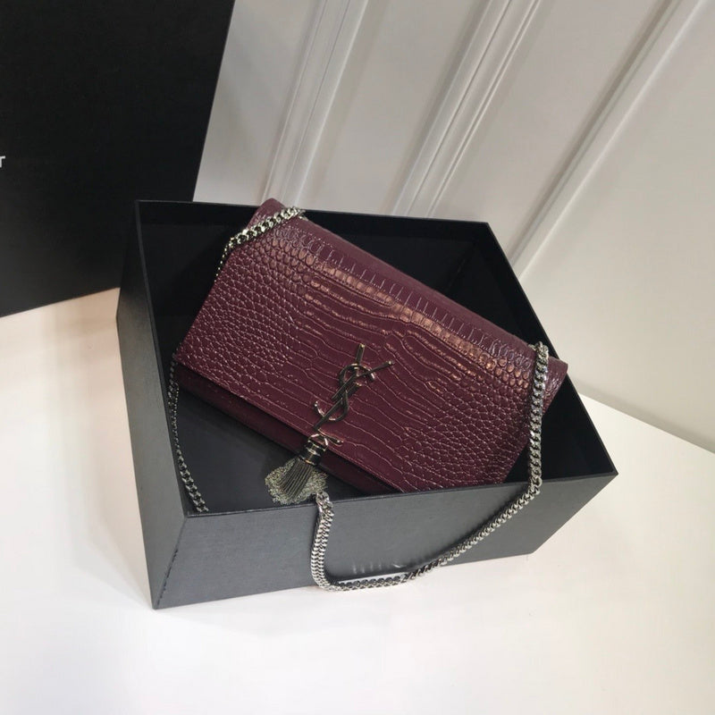 Amelia - YSL Bag - 2210
