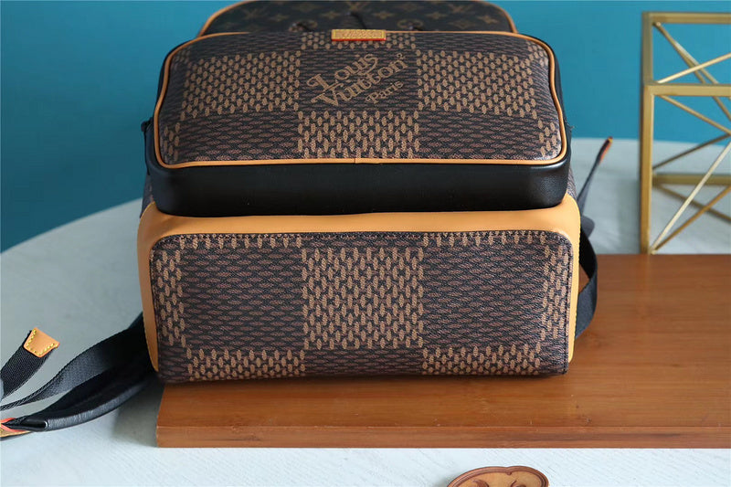 Fan Fashion Lu-Vi bags - 9780