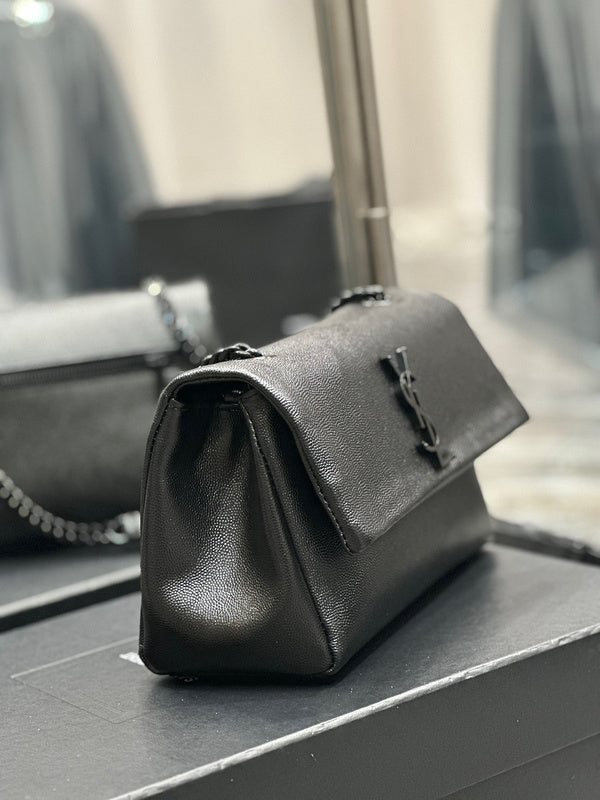 Amelia - YSL Bag - 4003