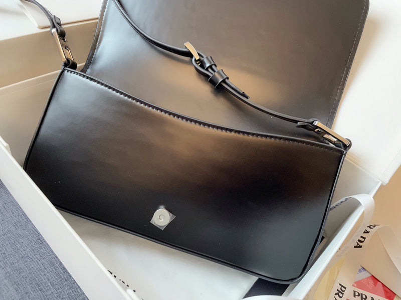 Amelia- PRDA  LUXURY BAGS - 580