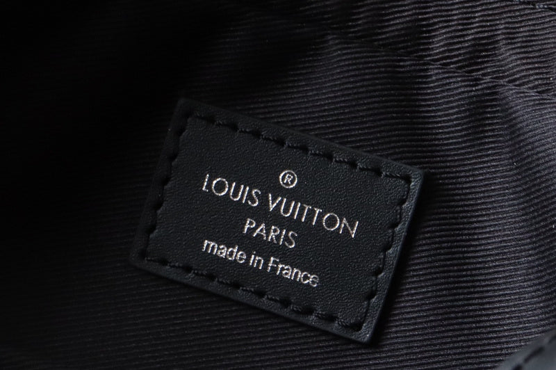 Fan Fashion Lu-Vi bags - 17516