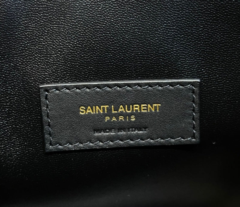 Amelia - YSL Bag - 2054