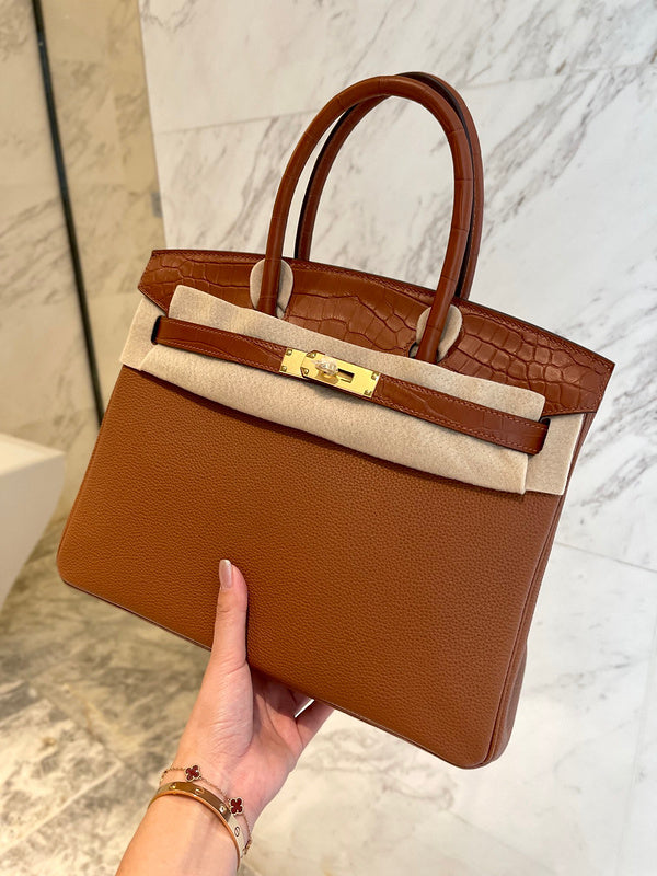 Amelia - HMS Bags - 1755