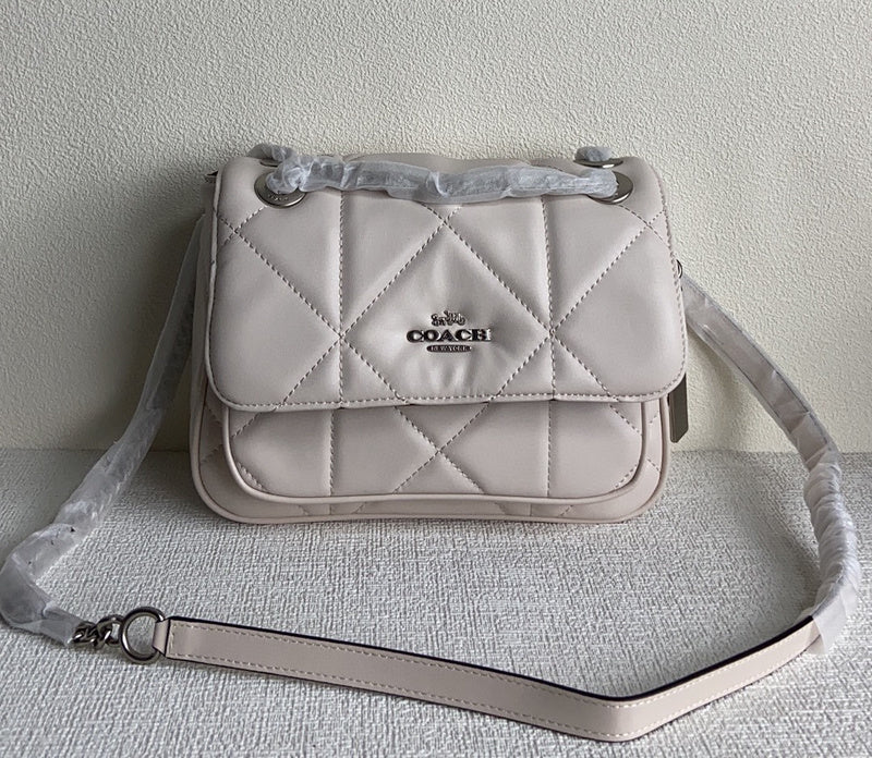 Amelia-i CAH Bags - 138