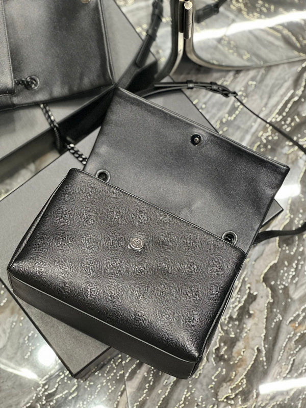 Amelia - YSL Bag - 2509